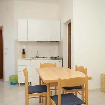 7240c דירה *